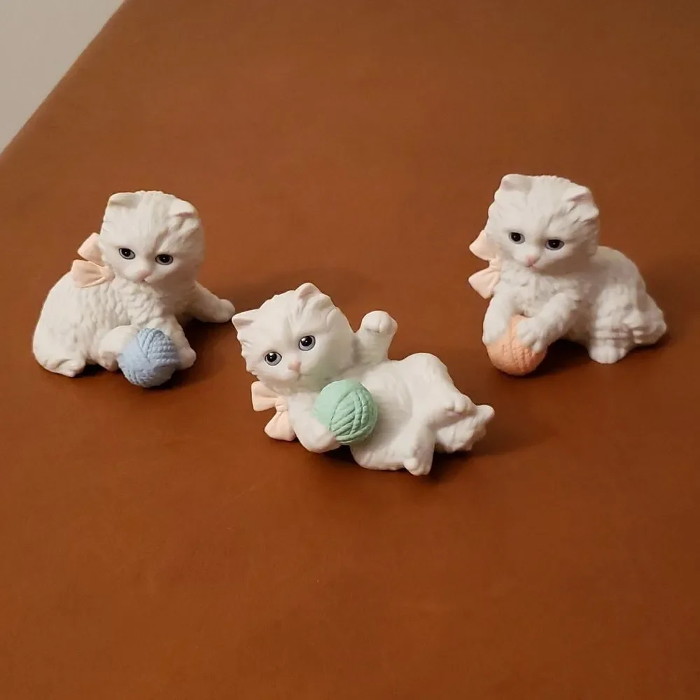 Set of 3 Vintage Homco Persian Cats Kittens Playing with Yarn Porcelain Bisque